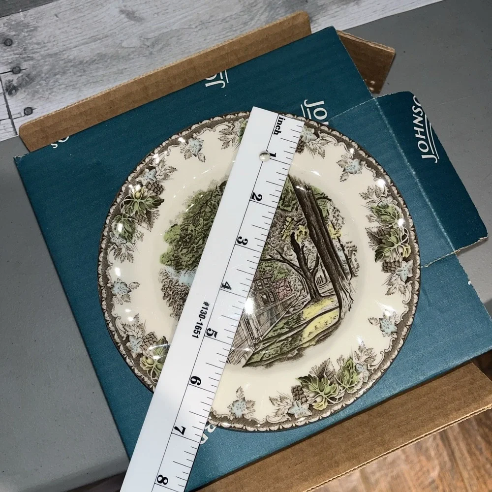 VTG Johnson Bros Friendly VillageBuffef Plate 'The Village Street'  6.3/4 Set Of